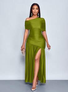 SOLERSUN 春夏女装性感派对休闲度假棕色亮面面料单肩聚拢露肩领前开衩褶边针织长裙