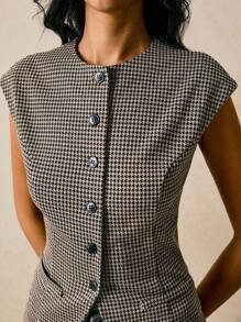 Poéselle 千鸟格前扣盖袖针织上衣 | 复古学院风马甲衬衫，千鸟格上衣女款，前扣背心，复古学院风，学院风别致衬衫，老钱风格上衣，合身马甲衬衫，女士时尚休闲千鸟格单排扣圆领衬衫，简约时尚，老钱风格，适合日常穿着、外出、通勤、约会、居家、度假等场合。秋季 - 咖啡棕 - 查看 5