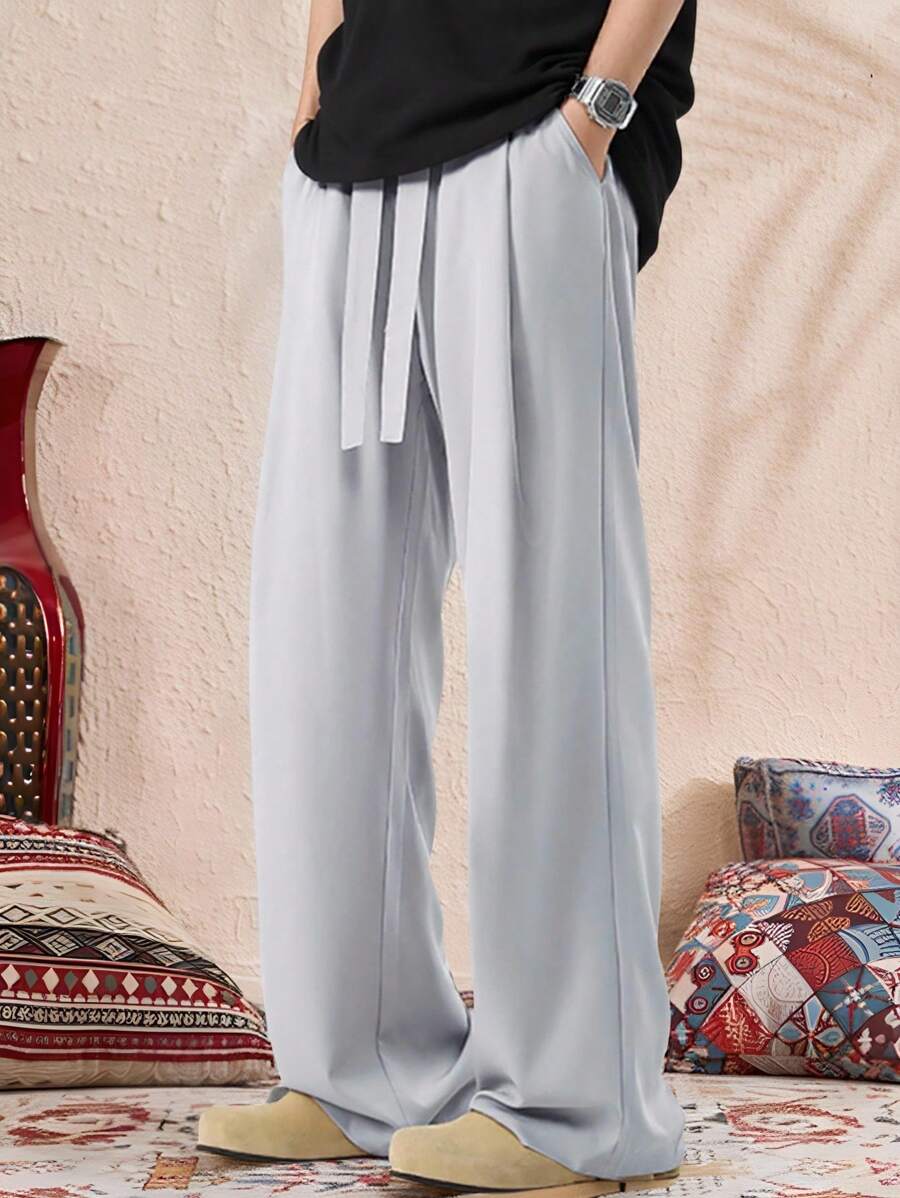 Claim Dot Calça de Moletom Masculina de Perna Larga Solta com Bolso e Cordão na Cintura, Cor Sólida, Casual - Cinza Claro - Visão 1