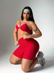 Easithlete Bộ đồ thể thao liền mạch màu đỏ cỡ lớn dành cho nữ, gồm áo ba lỗ hở lưng và quần short thể thao 3 inch - Phù hợp để mặc hàng ngày, hoạt động ngoài trời, thường ngày và phong cách đường phố. Bộ đồ tập luyện dành cho nữ - Đỏ - Xem 5