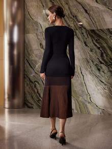 MOTF PREMIUM 圆领鱼尾渐变修身针织连衣裙，秋冬 - 黑色 - 查看 4