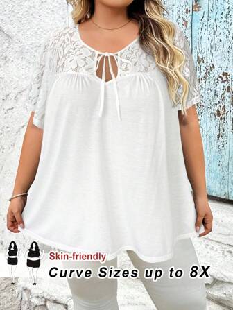 SHEIN CURVE+ 大码女式花卉蕾丝拼布前系带荷叶边袖 T 恤，毕业白色 T 恤