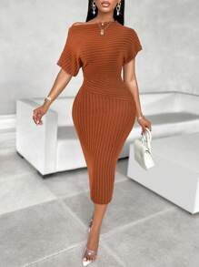 SOLERSUN Solid Asymmetrical Shoulder Texture Fabric Maxi Dress - Rust Brown - View 6