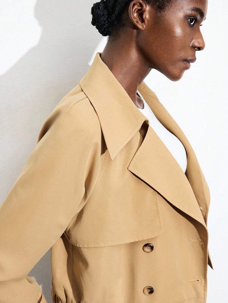 Maija 女式卡其色风衣，四季百搭，现代都市时尚必备，落肩长袖，大翻领，腰带装饰，商务休闲办公装，低调优雅，都市通勤，杂志编辑同款，都市社交聚会派对，魅力女士夹克短款夹克短款西装外套女士夏季女士短款夹克女士机场服装斯德哥尔摩街头风格，秋冬精致简约清凉 - 卡其色 - 查看 1