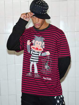 Paul Frank X ROMWE Camiseta para hombres 2 en 1 con diseño de rayas rojas y negras y estampado de dibujos animados