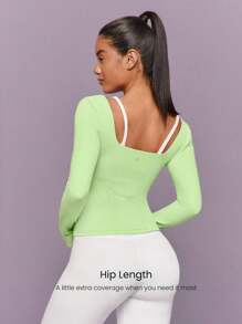 GLOWMODE FeatherFit™ Layer Player Mock 对比色肩带 臀长收腰长袖上衣 低冲击瑜伽普拉提 Barre 健身房工作室日常休闲装 - 綠色 - 查看 3