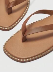 CUCCOO BIZCHIC Casual Vacation Beach Fashion Minimalist Metal Edged Brown Flip Flops