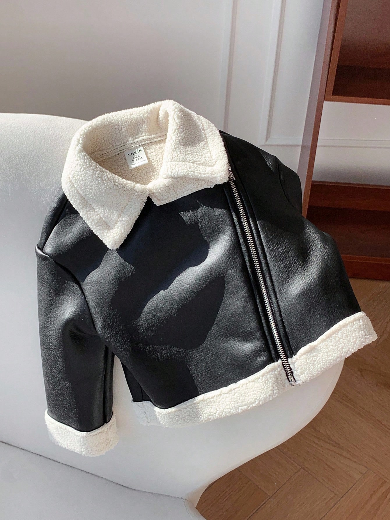 SHEIN جاكيت فرو صناعي مبطنة للبنات الرضع في فصلي ا...