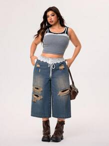 SHEIN EZwear Plus Size Denim Lace Patchwork Capri Pants, Stylish & Youthful - Medium Wash - View 4