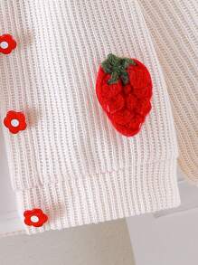 SHEIN Chaqueta de moda para otoño/invierno para niñas (talla pequeña) con decoración de fresa roja linda y cómoda de manga larga en color beige