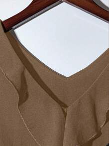 GlowEve 女式优雅纯色荷叶边下摆衬衫，夏季 - 卡其色 - 查看 6
