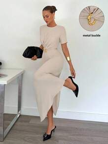 Siren Gaze 女士纯色腰部褶饰金属扣装饰短袖连衣裙，优雅束带连衣裙 - 杏色 - 查看 1