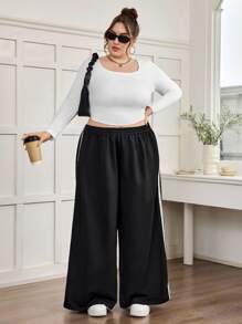 SHEIN CURVE+ Plus Size Women's Casual Black Side Striped Pants, Back To School Season, Halloweenfall Clothes For Women,Winter,CURVE PLUS - Black - View 2