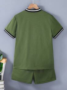 SHEIN Explorewe 2件套青少年男孩夏季休闲拼色条纹字母印花T恤和短裤套装 - 軍綠色 - 查看 2