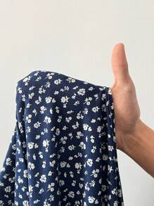 Solflare Plus Size Ditsy Floral V-Neck Casual Mini Dress, Minimalist & Fashionable For Daily Wear For Summer,Beach Dress Sundress,Holiday Outfits Boho