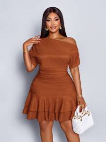 SOLERSUN 女士优雅派对日间杏色针织不对称领口长袖褶皱双褶迷你连衣裙 - 鏽棕色 - 查看 1