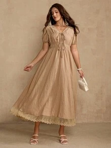 Roveilla 大码 V 领腰部褶皱 A 字形花卉拼布连衣裙 - 卡其色 - 查看 1