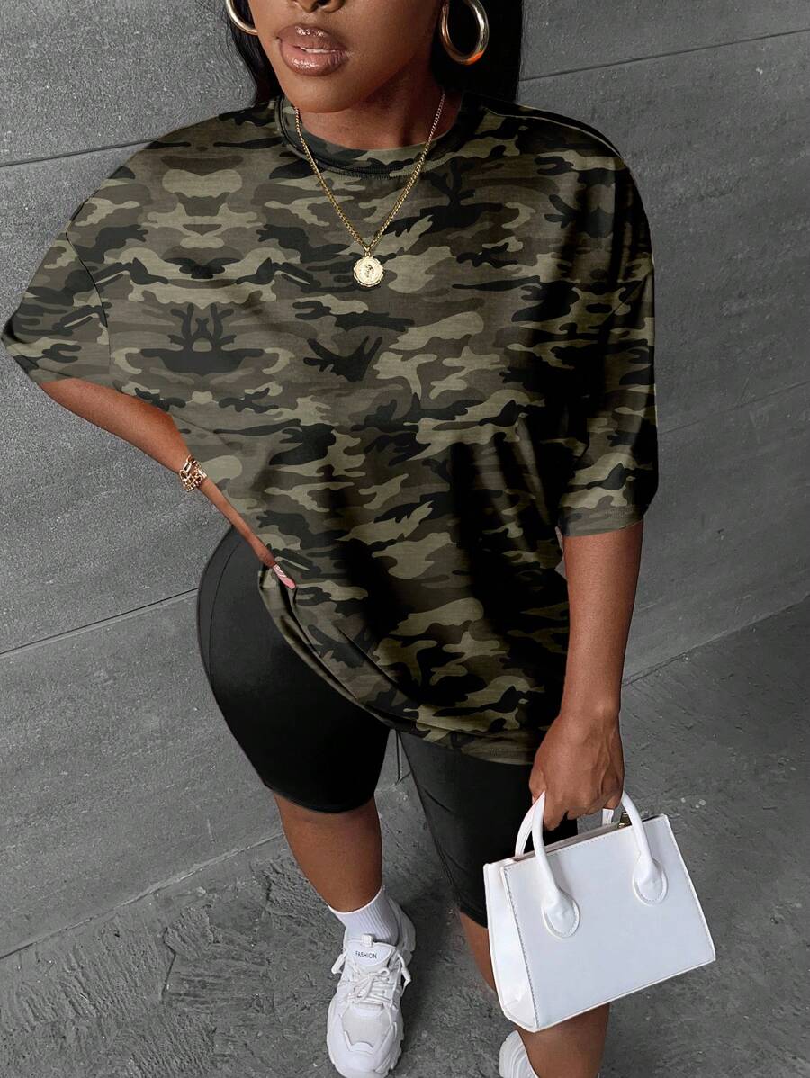 Slaydiva 2pcs/Set Plus Size Women Vacation Camouflage Print T-Shirt & Shorts Set Suitable For Going Out,Holiday Outfits For Women - Army Green - View 1