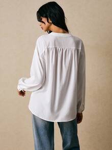 Poéselle Blouse en coton brodée d'œil du mal de style boho - Chemise à manches ballons à boutons blancs, Top boho brodé, Blouse blanche pour femmes, Chemise à manches ballons, Broderie motif œil, Blouse cottagecore, Festival femmes, Chemise mode à manches longues à paillettes motif œil pour femmes, Costumes d'Halloween, Automne femmes - Blanc - Voir 4
