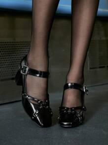 Sugerpunk 女士黑色粗跟玛丽珍穆勒鞋，金属铆钉，优雅时尚，适合派对穿着