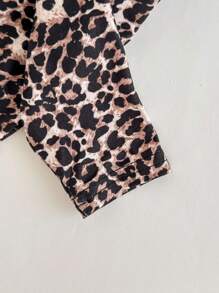 SHEIN 新生儿豹纹蝴蝶结羊毛连帽衫和紧身裤套装 女婴豹纹装 豹纹女婴装 蝴蝶结女婴装 秋季服装 - 彩色 - 查看 4