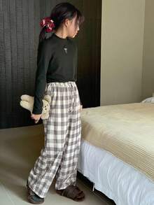 DAZY Tween Girls Casual Plaid Print Lounge Pants, For Everyday Wear Fall,Winter - Grey - View 2