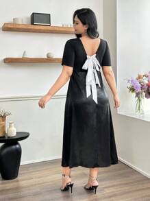 Modelyn Große Größen Kleid mit Metallschnalle, Schleife, elegante romantische glänzende Stoffe, A-Linie