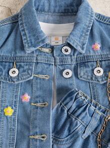 Elladie kids 女婴两件套牛仔套装，秋冬新品，可爱俏皮风格，时尚修身，牛仔蓝水洗牛仔外套和裙子套装，彩色花卉刺绣，适合外出和新品 - 中等水洗藍 - 查看 6