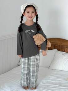 Dazy Kids 少女简约印花圆领长袖上衣和格子裤睡衣套装 - 深灰色 - 查看 3