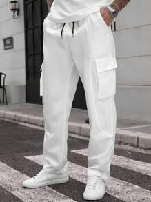 Manfinity CasualCool Pantaloni cargo casual da uomo di colore bianco, pantaloni cargo bianchi da uomo, pantaloni jogger bianchi da uomo. Pantaloni casual da uomo con vita con coulisse e gamba dritta, tasche laterali, tinta unita, adatti per l'autunno e le vacanze - Bianco - Visualizzare 1