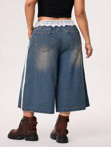 SHEIN EZwear Plus Size Denim Lace Patchwork Capri Pants, Stylish & Youthful - Medium Wash - View 2