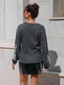 EURMUSE Sweter w swobodnym, kontrastowym kolorze z haftowanym wzorem kwiatowym i perłami