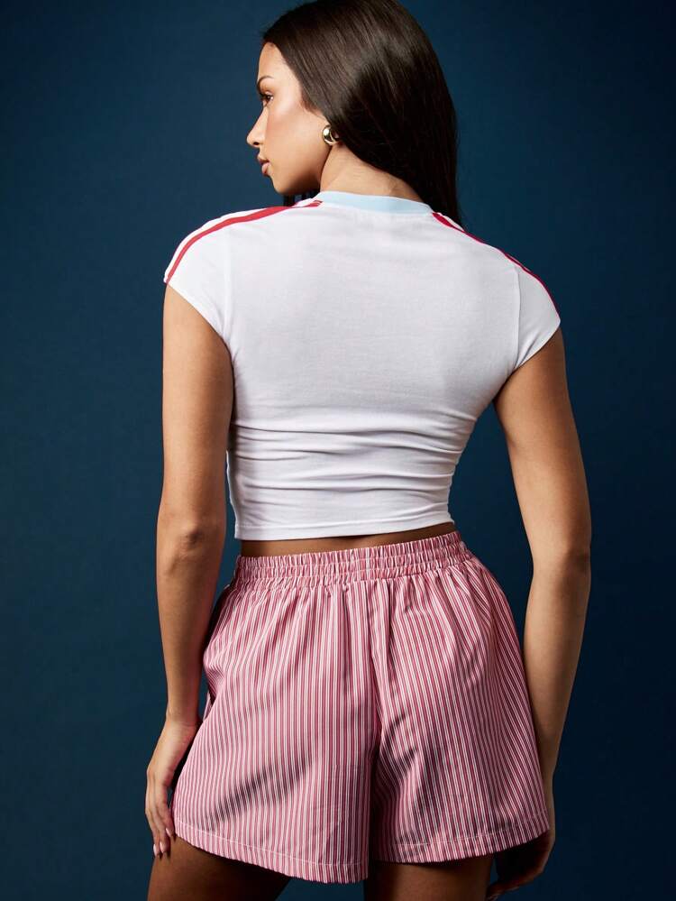 MISSGUIDED Varsity Letter Baby Tee With V Neck And Red Stripes