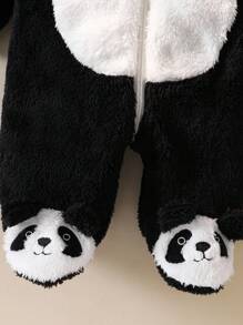 SHEIN Playful Pals Bộ đồ chủ đề gấu trúc cho trẻ sơ sinh, bộ đồ liền thân dài tay bằng vải dày dễ thương và vui nhộn kèm quần và mũ thêu 3D, thích hợp cho các bữa tiệc, tụ tập, sinh nhật, chụp ảnh, công viên giải trí, sở thú, hoạt động ngoài trời, mềm mại và thoải mái cho mùa thu/đông, phù hợp với trẻ sơ sinh - Đen và trắng - Xem 7