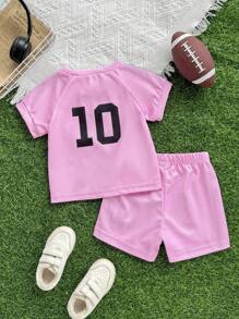 SHEIN 男婴幼儿新生儿 0-3 岁休闲运动足球服上衣 + 短裤套装，迈阿密队插肩袖运动服 - 粉色 - 查看 2