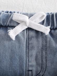 SHEIN 2pcs Baby Boys Sweatshirt + Jeans Set, Round Neck Black Star Print Long Sleeve Sweatshirt Paired With Casual Denim Pants, Fashionable Everyday Wear, Suitable For Autumn/Winter - Black - View 7