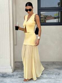 Siren Gaze Ropa de mujer para otoño - Conjunto de mujer casual de negocios - ¡Atuendos de oficina para mujeres! Nuevo lanzamiento 2025 Conjunto de dos piezas de punto amarillo crema con top de cárdigan sin mangas de cuello en V abierto y falda larga maxi. Detalles de botones de metal, perfecto para el trabajo/oficina, casual de negocios, maestro, diario, viajes y salidas a la calle. Imprescindible de la moda de otoño, estilo atemporal de dinero antiguo