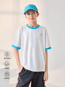 JNSQ Camiseta de manga corta de vuelta al colegio para deportes y actividades al aire libre, camiseta de cuello redondo de color block para niños para deportes y actividades casuales al aire libre - Blanco - Ver 1