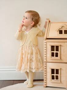 SHEIN The Baby Girl's Fashionable, Elegant And Sweet Apricot Strappy Jacquard Mesh Dress Pairs Well With A Long-Sleeved, Wavy Short Coat With A Bow, Making It Suitable For Daily Wear, Going To School, Attending Gatherings, And Outdoor Spring And Autumn - Apricot - View 4