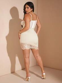 SHEIN BAE 大码女式夏季褶皱蕾丝拼布紧身针织迷你裙，适合日常约会、优雅、性感、Y2K、情人节、春季、基本款、茶会、夏季、度假、海滩 - 杏色 - 查看 2