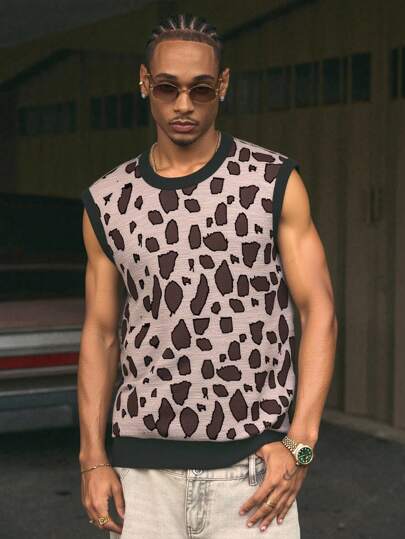 SHEIN Cottnline Men Leopard Pattern V Neck Regular Sweater Vest