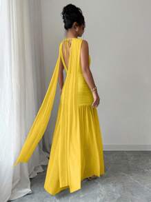 Selianne Women's Solid Color Sleeveless Backless Fitted Slit Dress - Yellow - View 2