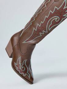 ROMWE Fairycore 2025春秋新款自然风棕色刺绣西部靴，户外时尚真皮过膝靴 - 咖啡棕 - 查看 3