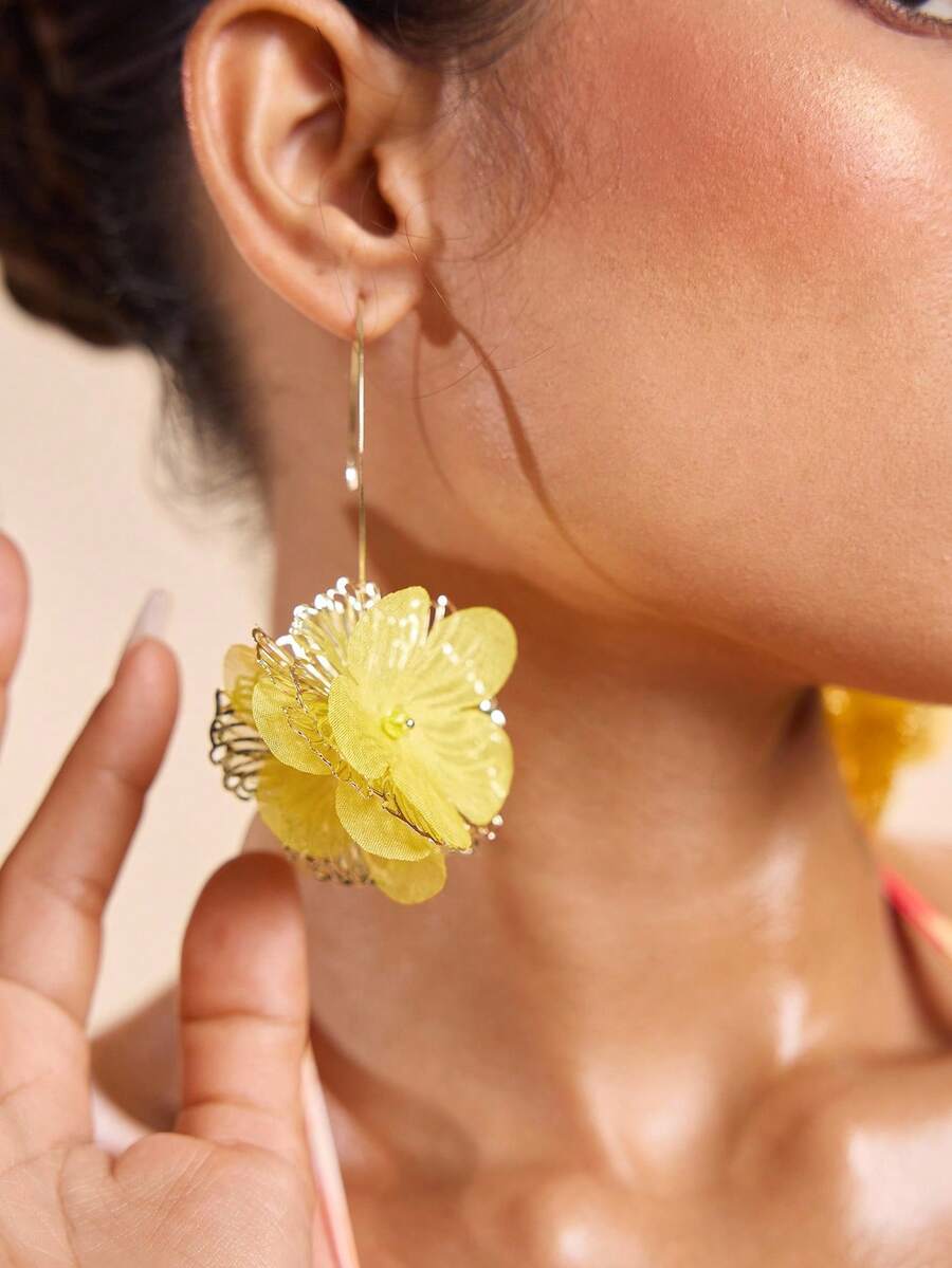 SHEIN SXY Fashion Exaggerated Floral Elegant Casual/Vacation Earrings For Women - Yellow - View 1