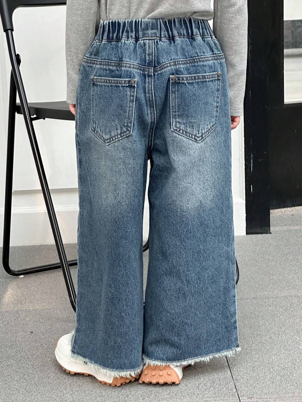 Young Girl Wide Leg Jeans Fall, Winter