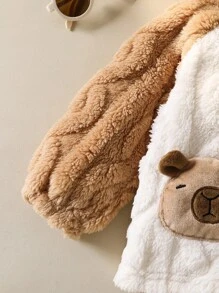 SHEIN Playful Pals 两件套男婴连帽运动衫和裤子套装，毛绒提花面料，带有可爱的水豚刺绣图案 - 彩色 - 查看 4