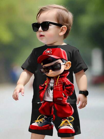 TaviRue 2 件装男婴休闲简约卡通图案圆领短袖 T 恤和短裤套装，适合夏季