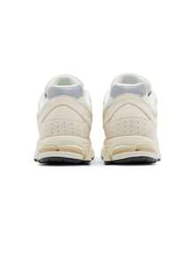 New Balance NB M2002RCC - TAUPE - View 3