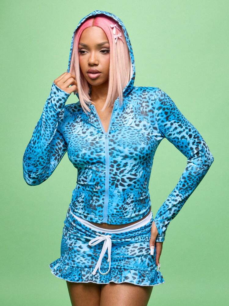 SUMWON WOMEN Cropped Zip Up Hoodie With Animal Print Pattern