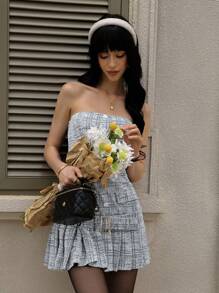 SHEIN Unity 法国复古黑白格子夏季新款无袖抹胸设计修身迷你连衣裙女 - 黑與白 - 查看 4